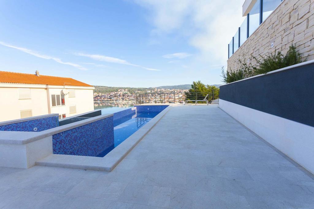 Apartment Solis Okrug Gornji Τρογκίρ Εξωτερικό φωτογραφία